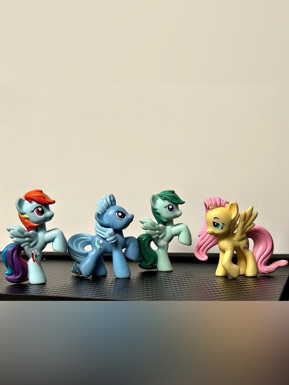 Hasbro My Little Pony Friendship is Magic Blind Bag Mini Figures (Lot of 4) Mini